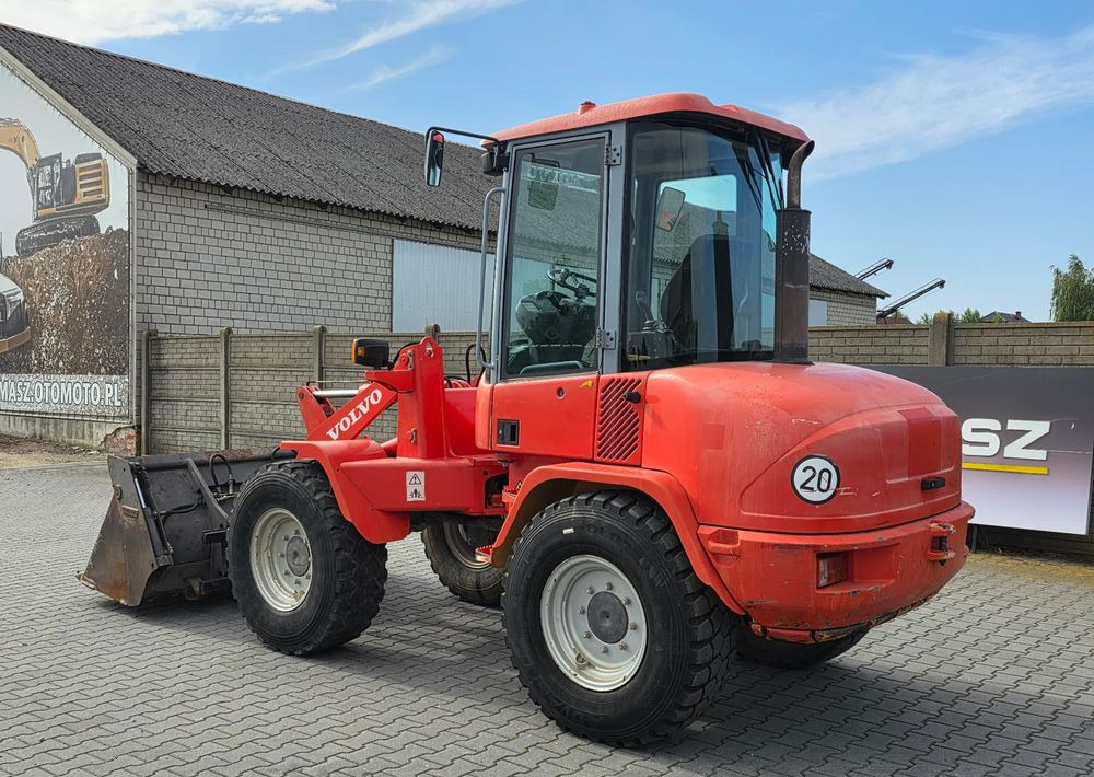 Volvo L30B ZX, 2008 ROK, 6600 MTH, ŁYŻKA OTWIERANA + WIDŁY - Utovarivač na kotačima: slika Volvo L30B ZX, 2008 ROK, 6600 MTH, ŁYŻKA OTWIERANA + WIDŁY - Utovarivač na kotačima Volvo L30B ZX, 2008 ROK, 6600 MTH, ŁYŻKA OTWIERANA + WIDŁY - Utovarivač na kotačima: slika Volvo L30B ZX, 2008 ROK, 6600 MTH, ŁYŻKA OTWIERANA + WIDŁY - Utovarivač na kotačima