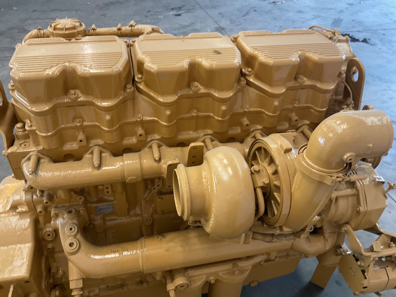 Caterpillar C18 Acert. - Motor: slika Caterpillar C18 Acert. - Motor Caterpillar C18 Acert. - Motor: slika Caterpillar C18 Acert. - Motor