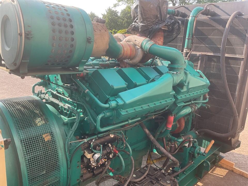 Cummins KTA38 G3 , 1000 kva generatorset. low hours. - Generatorski set: slika Cummins KTA38 G3 , 1000 kva generatorset. low hours. - Generatorski set Cummins KTA38 G3 , 1000 kva generatorset. low hours. - Generatorski set: slika Cummins KTA38 G3 , 1000 kva generatorset. low hours. - Generatorski set