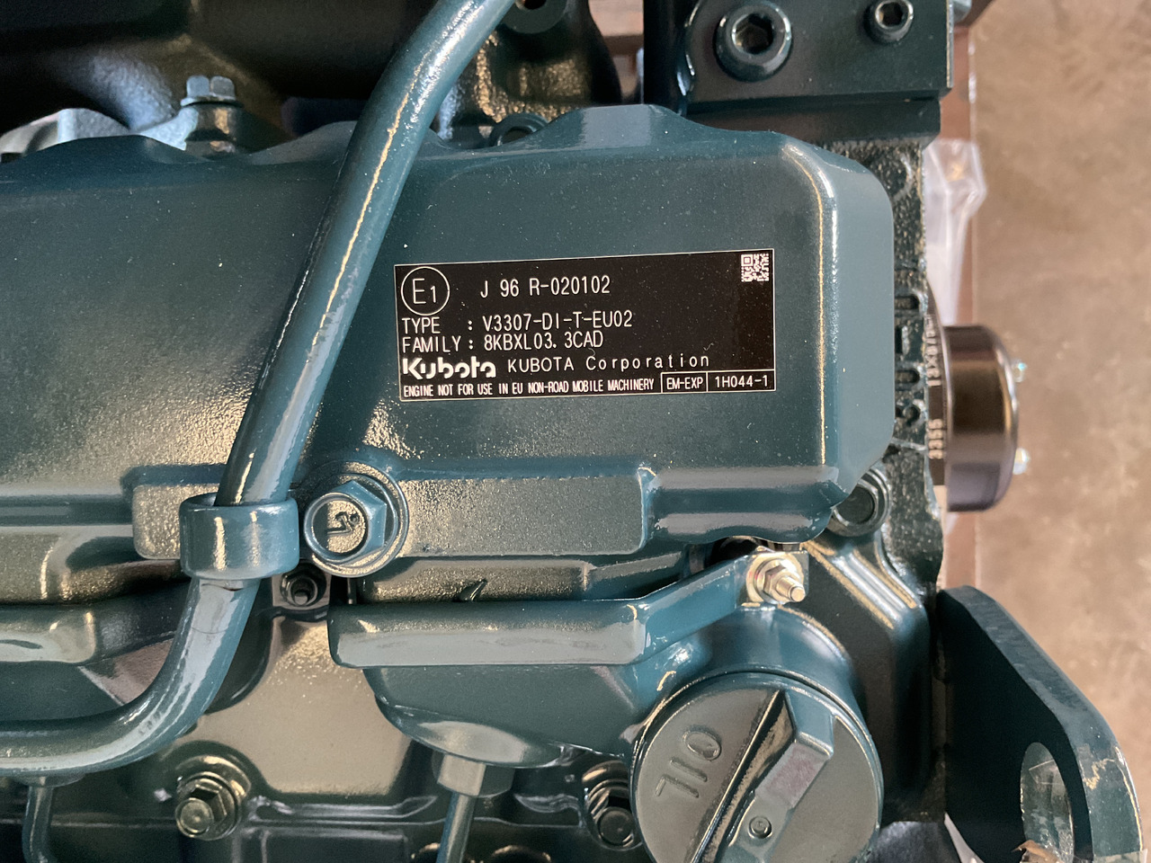 Kubota 3307 DI-T, brand new and complete - Motor: slika Kubota 3307 DI-T, brand new and complete - Motor Kubota 3307 DI-T, brand new and complete - Motor: slika Kubota 3307 DI-T, brand new and complete - Motor