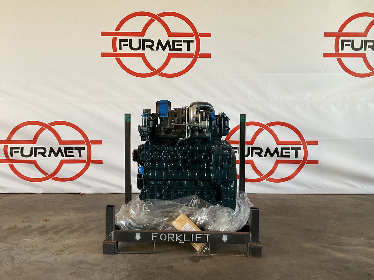 Kubota 3307 DI-T, brand new and complete - Motor: slika Kubota 3307 DI-T, brand new and complete - Motor Kubota 3307 DI-T, brand new and complete - Motor: slika Kubota 3307 DI-T, brand new and complete - Motor