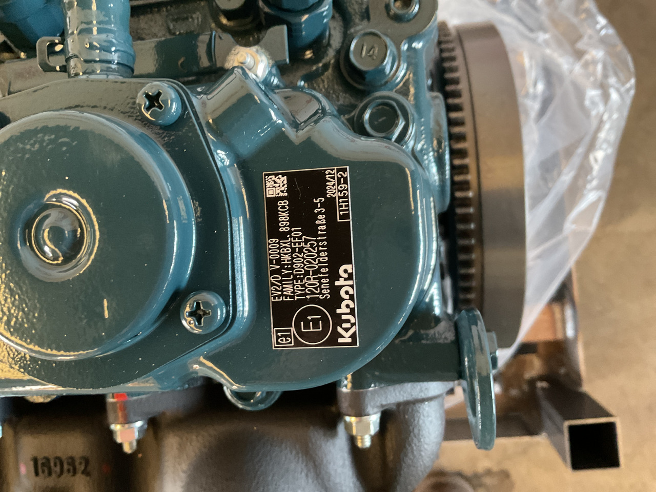Kubota D902, Brand new and complete - Motor: slika Kubota D902, Brand new and complete - Motor Kubota D902, Brand new and complete - Motor: slika Kubota D902, Brand new and complete - Motor
