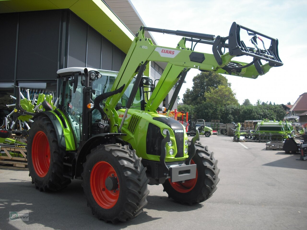 CLAAS Arion 420 Panoramic - Traktor: slika CLAAS Arion 420 Panoramic - Traktor CLAAS Arion 420 Panoramic - Traktor: slika CLAAS Arion 420 Panoramic - Traktor