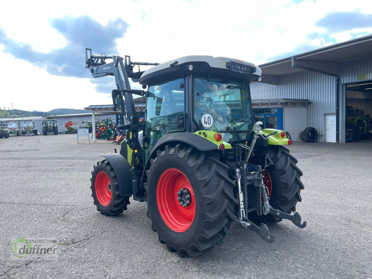 CLAAS Atos 220 C mit Quicke X3S Performance - Traktor: slika CLAAS Atos 220 C mit Quicke X3S Performance - Traktor CLAAS Atos 220 C mit Quicke X3S Performance - Traktor: slika CLAAS Atos 220 C mit Quicke X3S Performance - Traktor