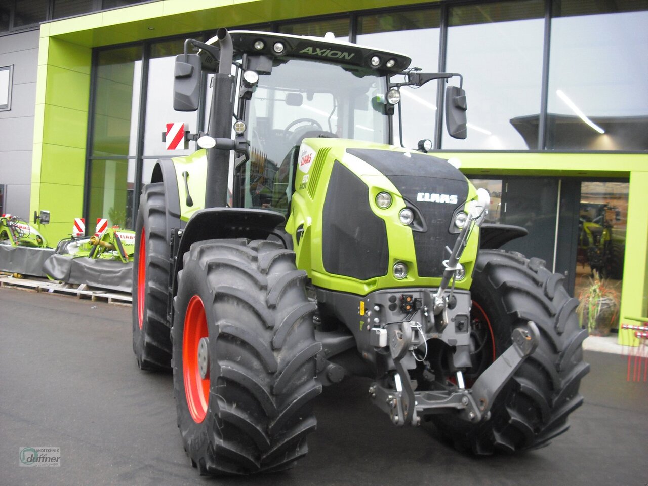 CLAAS Axion 870 CMATIC CEBIS - Traktor: slika CLAAS Axion 870 CMATIC CEBIS - Traktor CLAAS Axion 870 CMATIC CEBIS - Traktor: slika CLAAS Axion 870 CMATIC CEBIS - Traktor