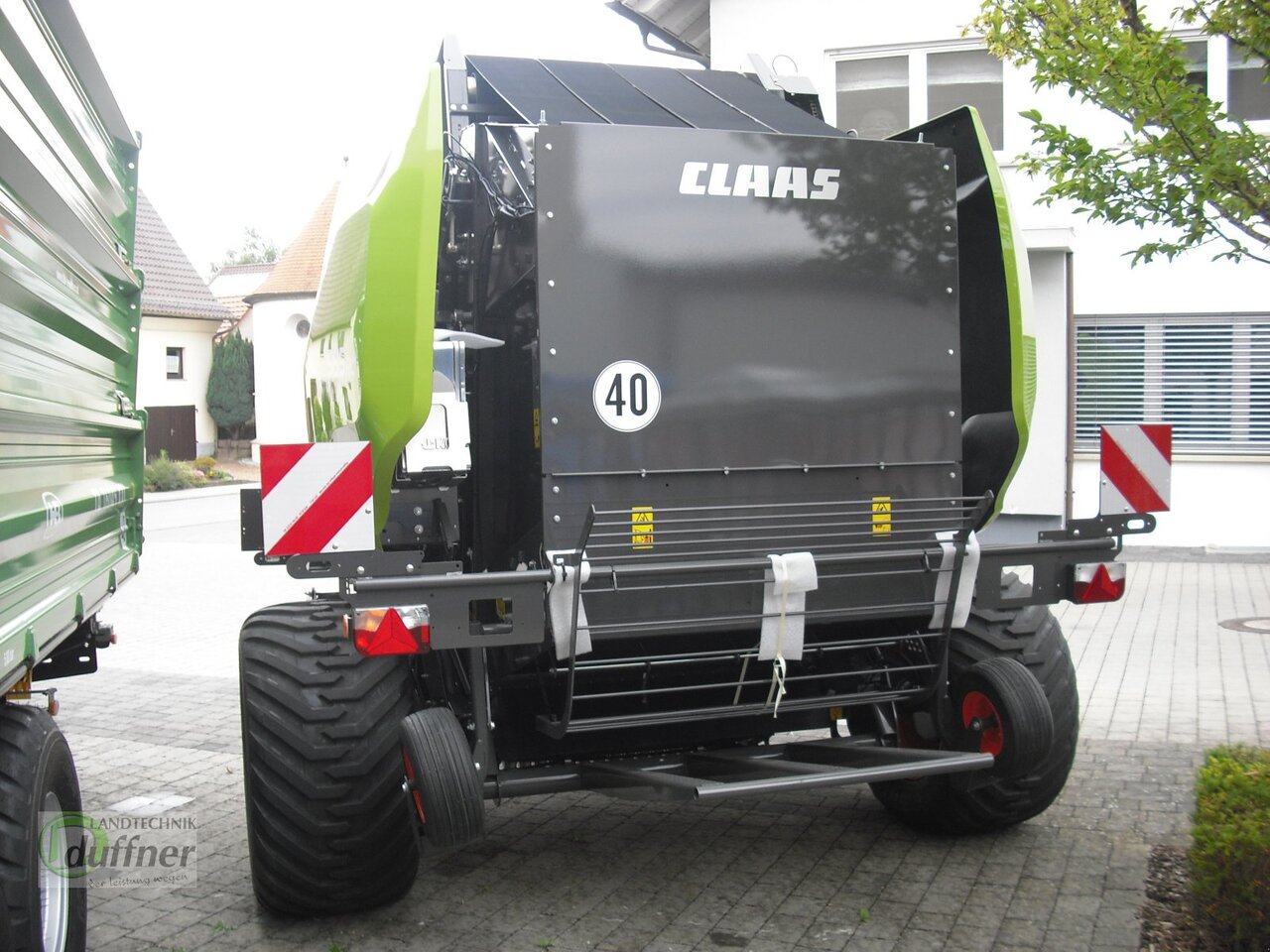 CLAAS Variant 585 RC Pro - Rolo balirka: slika CLAAS Variant 585 RC Pro - Rolo balirka CLAAS Variant 585 RC Pro - Rolo balirka: slika CLAAS Variant 585 RC Pro - Rolo balirka
