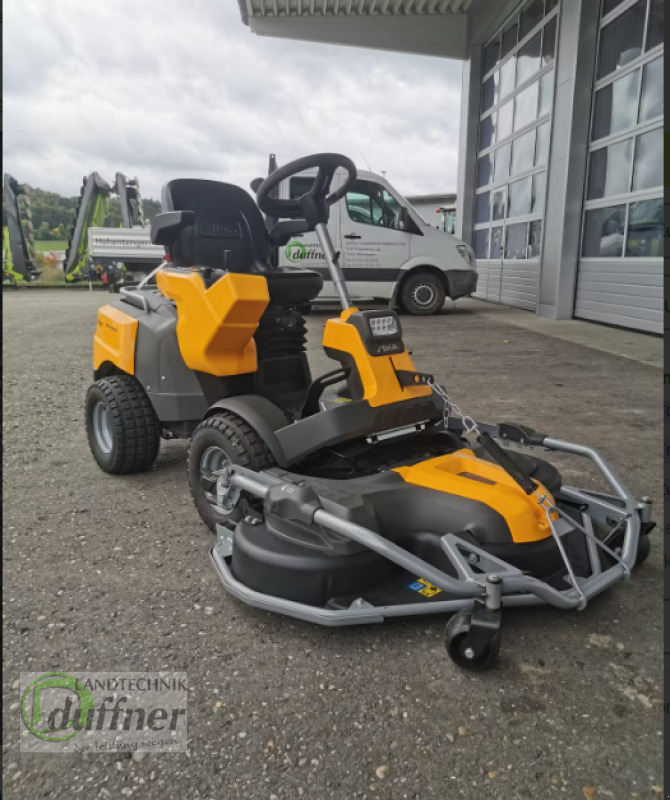Stiga Park Pro 900 WX AWD - Vrtna kosilica: slika Stiga Park Pro 900 WX AWD - Vrtna kosilica Stiga Park Pro 900 WX AWD - Vrtna kosilica: slika Stiga Park Pro 900 WX AWD - Vrtna kosilica