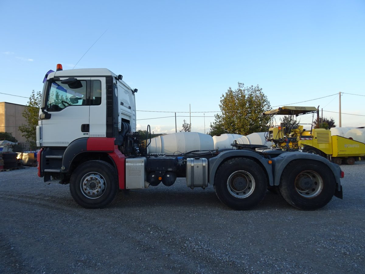 MAN TGA 33.480 - Tegljač: slika MAN TGA 33.480 - Tegljač MAN TGA 33.480 - Tegljač: slika MAN TGA 33.480 - Tegljač