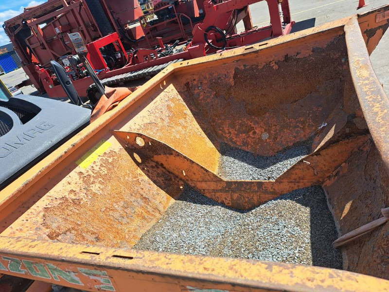 Valjak Bomag BW 174 A P-4 AM: slika Valjak Bomag BW 174 A P-4 AM Valjak Bomag BW 174 A P-4 AM: slika Valjak Bomag BW 174 A P-4 AM