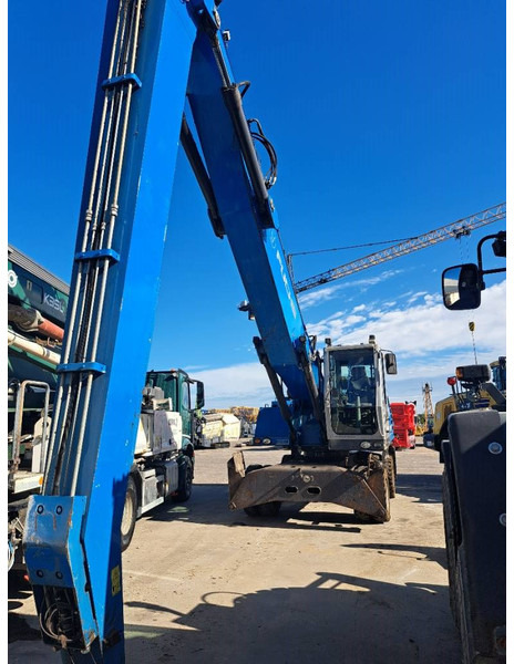 Fuchs MHL340D - Stroj za rukovanje otpadom: slika Fuchs MHL340D - Stroj za rukovanje otpadom Fuchs MHL340D - Stroj za rukovanje otpadom: slika Fuchs MHL340D - Stroj za rukovanje otpadom