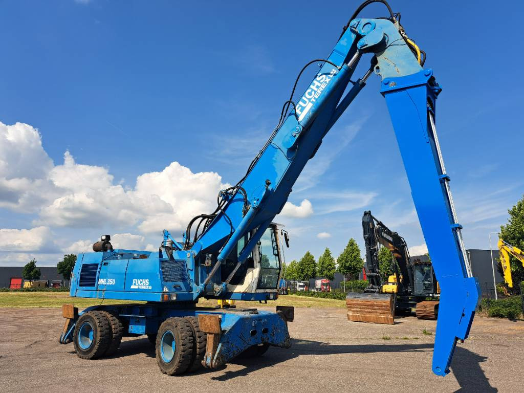 Fuchs MHL350C FQC - Stroj za rukovanje otpadom: slika Fuchs MHL350C FQC - Stroj za rukovanje otpadom Fuchs MHL350C FQC - Stroj za rukovanje otpadom: slika Fuchs MHL350C FQC - Stroj za rukovanje otpadom