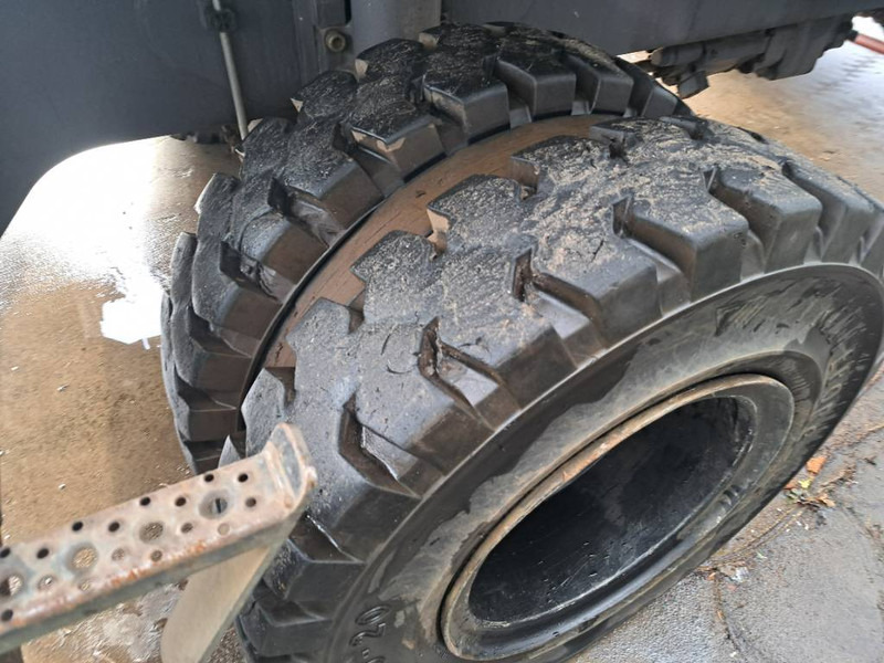 Fuchs MHL350F - Stroj za rukovanje otpadom: slika Fuchs MHL350F - Stroj za rukovanje otpadom Fuchs MHL350F - Stroj za rukovanje otpadom: slika Fuchs MHL350F - Stroj za rukovanje otpadom