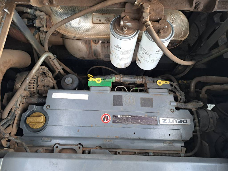 Zakup Fuchs MHL350F Fuchs MHL350F: slika Zakup Fuchs MHL350F Fuchs MHL350F