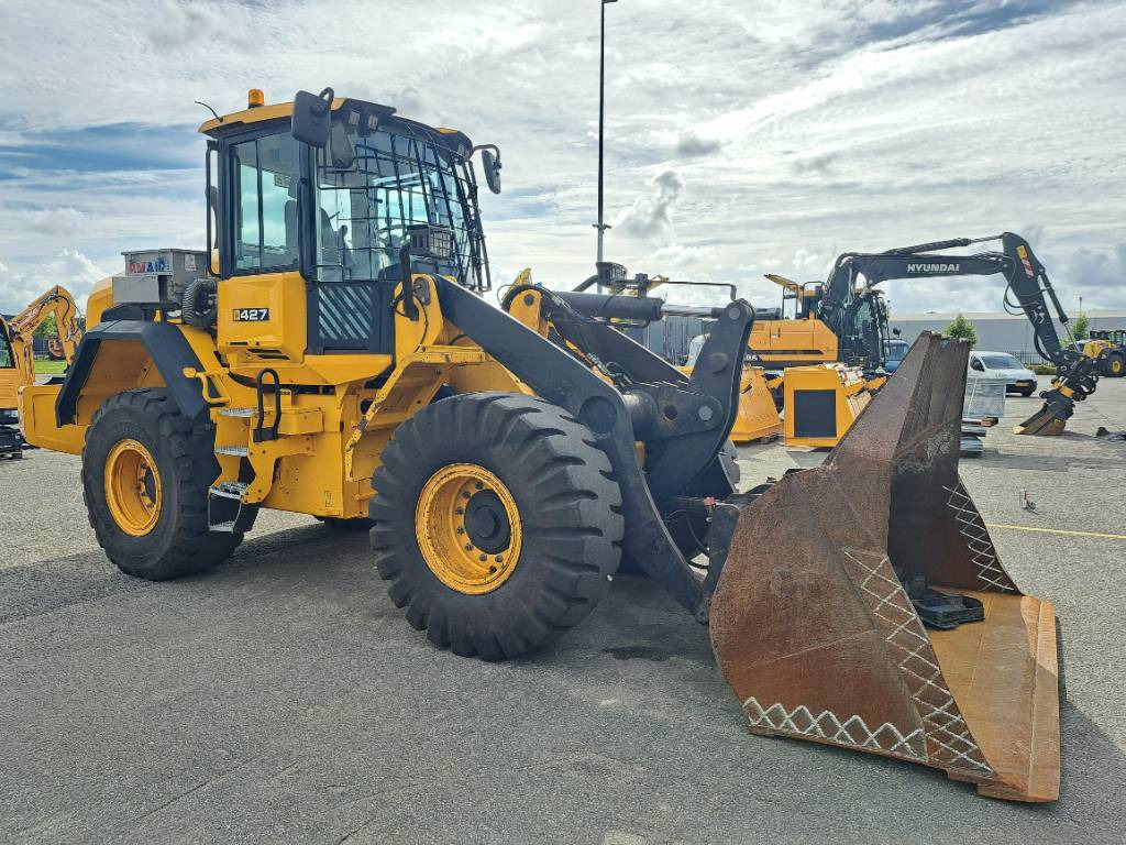 JCB 427 ZX - Utovarivač na kotačima: slika JCB 427 ZX - Utovarivač na kotačima JCB 427 ZX - Utovarivač na kotačima: slika JCB 427 ZX - Utovarivač na kotačima