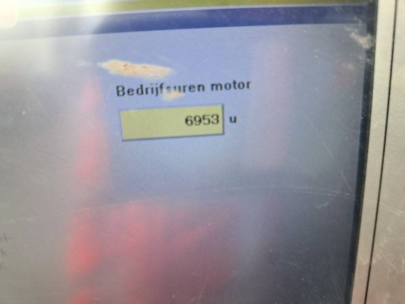 Zakup LINDNER Urraco 75 D LINDNER Urraco 75 D: slika Zakup LINDNER Urraco 75 D LINDNER Urraco 75 D