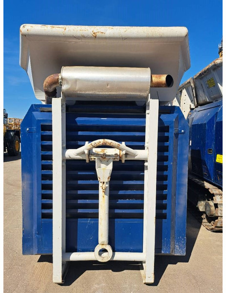 LINDNER Urraco 75 D Powerline, U75D - Mobilna drobilica: slika LINDNER Urraco 75 D Powerline, U75D - Mobilna drobilica LINDNER Urraco 75 D Powerline, U75D - Mobilna drobilica: slika LINDNER Urraco 75 D Powerline, U75D - Mobilna drobilica