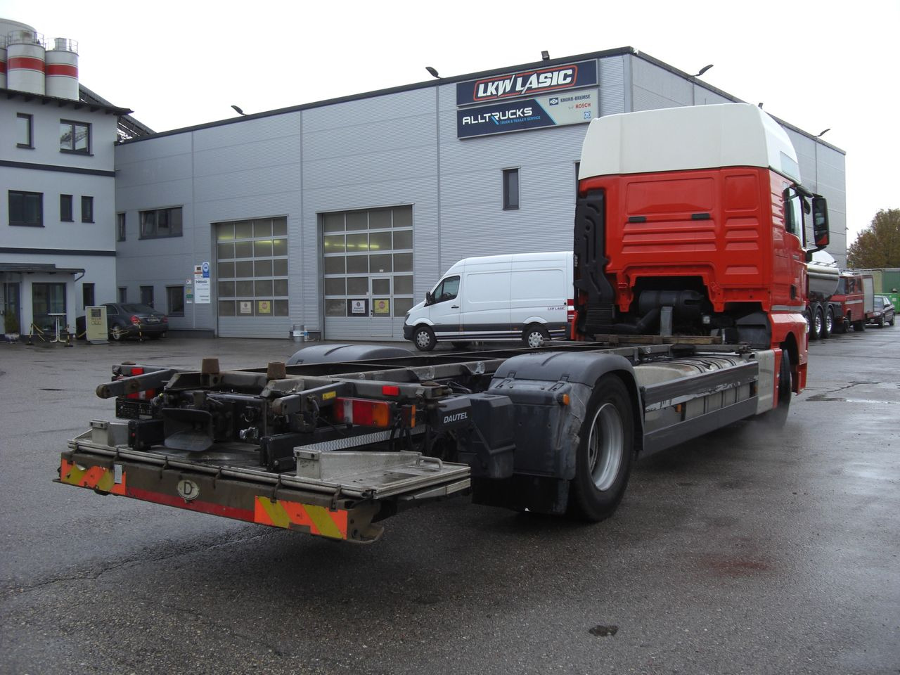 MAN 18360TGS / XXL / LBW - Transporter kontejnera/ Kamion s izmjenjivim sanducima: slika MAN 18360TGS / XXL / LBW - Transporter kontejnera/ Kamion s izmjenjivim sanducima MAN 18360TGS / XXL / LBW - Transporter kontejnera/ Kamion s izmjenjivim sanducima: slika MAN 18360TGS / XXL / LBW - Transporter kontejnera/ Kamion s izmjenjivim sanducima