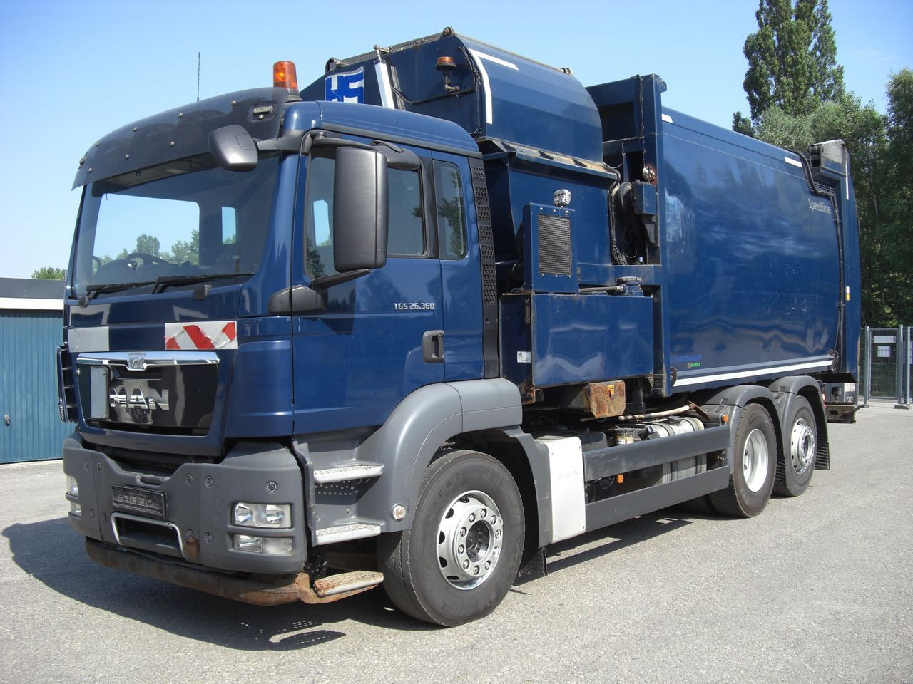 MAN 26360FNLL / SEITENLADER MAN 26360FNLL / SEITENLADER - Kamion za odvoz smeća: slika MAN 26360FNLL / SEITENLADER MAN 26360FNLL / SEITENLADER - Kamion za odvoz smeća MAN 26360FNLL / SEITENLADER MAN 26360FNLL / SEITENLADER - Kamion za odvoz smeća: slika MAN 26360FNLL / SEITENLADER MAN 26360FNLL / SEITENLADER - Kamion za odvoz smeća