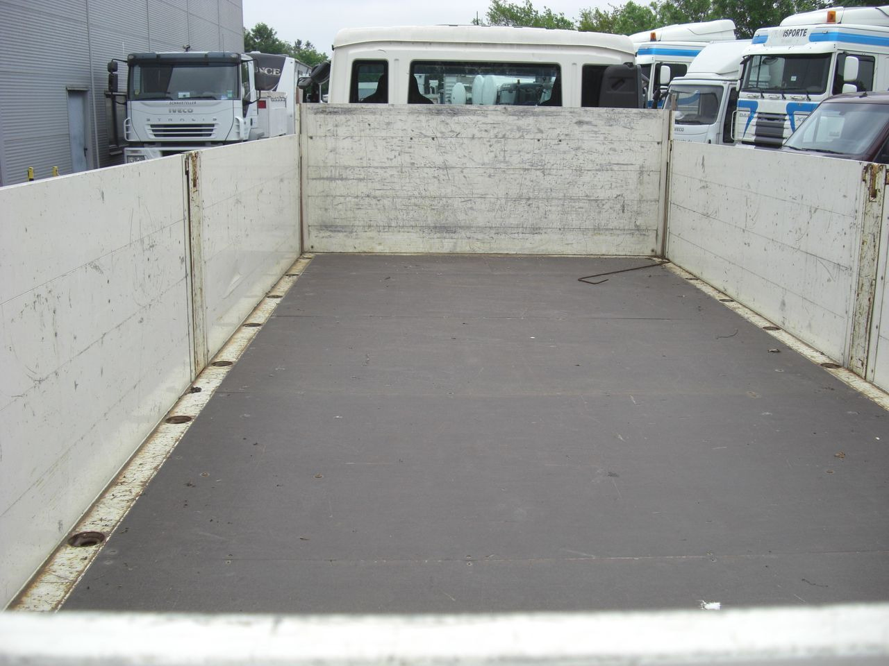MAN 8180L Baustoffpritsche MAN 8180L Baustoffpritsche - Dostavno vozilo s ravnom platformom: slika MAN 8180L Baustoffpritsche MAN 8180L Baustoffpritsche - Dostavno vozilo s ravnom platformom MAN 8180L Baustoffpritsche MAN 8180L Baustoffpritsche - Dostavno vozilo s ravnom platformom: slika MAN 8180L Baustoffpritsche MAN 8180L Baustoffpritsche - Dostavno vozilo s ravnom platformom