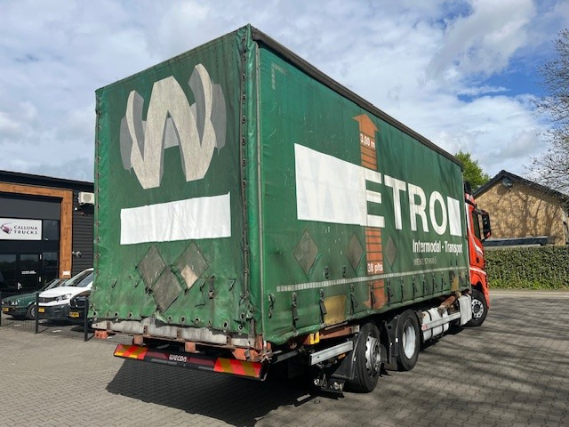 Mercedes Benz Actros 2642 6x2 Mega BDF met zeilbak - Kamion s ceradom: slika Mercedes Benz Actros 2642 6x2 Mega BDF met zeilbak - Kamion s ceradom Mercedes Benz Actros 2642 6x2 Mega BDF met zeilbak - Kamion s ceradom: slika Mercedes Benz Actros 2642 6x2 Mega BDF met zeilbak - Kamion s ceradom