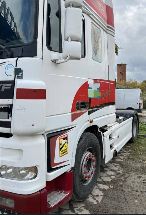 DAF XF 95 - Tegljač: slika DAF XF 95 - Tegljač DAF XF 95 - Tegljač: slika DAF XF 95 - Tegljač
