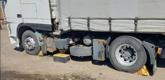DAF XF 95 - Tegljač: slika DAF XF 95 - Tegljač DAF XF 95 - Tegljač: slika DAF XF 95 - Tegljač