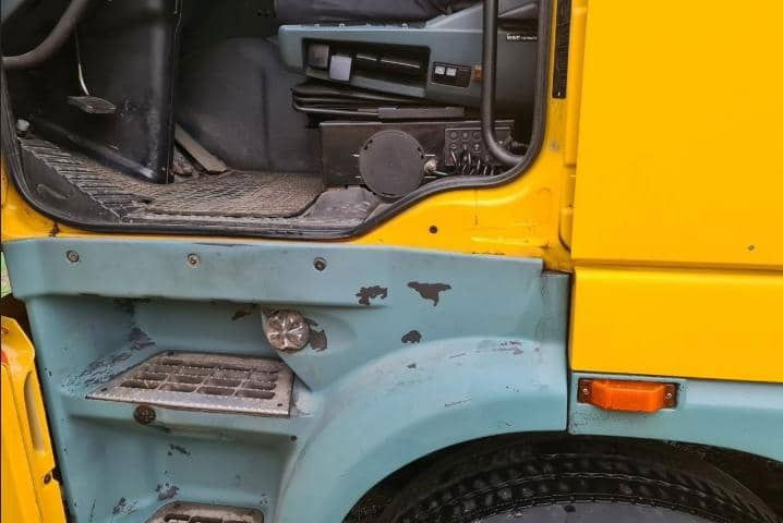 DAF XF 95 Tractor unit - Tegljač: slika DAF XF 95 Tractor unit - Tegljač DAF XF 95 Tractor unit - Tegljač: slika DAF XF 95 Tractor unit - Tegljač