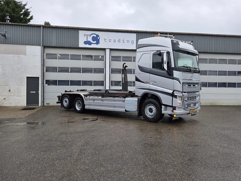 Volvo FH 460 VDL hooklift - Kamion s kukastom dizalicom: slika Volvo FH 460 VDL hooklift - Kamion s kukastom dizalicom Volvo FH 460 VDL hooklift - Kamion s kukastom dizalicom: slika Volvo FH 460 VDL hooklift - Kamion s kukastom dizalicom
