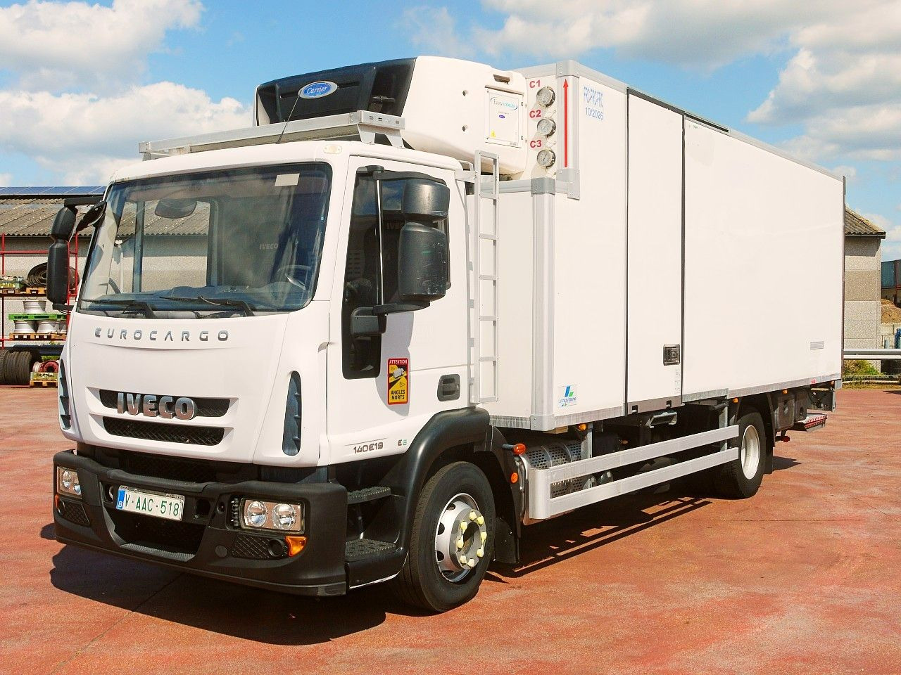 Iveco 140E19 EUROCARGO KUHLKOFFER CARRIER SUPRA 1250MT - Kamion hladnjača: slika Iveco 140E19 EUROCARGO KUHLKOFFER CARRIER SUPRA 1250MT - Kamion hladnjača Iveco 140E19 EUROCARGO KUHLKOFFER CARRIER SUPRA 1250MT - Kamion hladnjača: slika Iveco 140E19 EUROCARGO KUHLKOFFER CARRIER SUPRA 1250MT - Kamion hladnjača