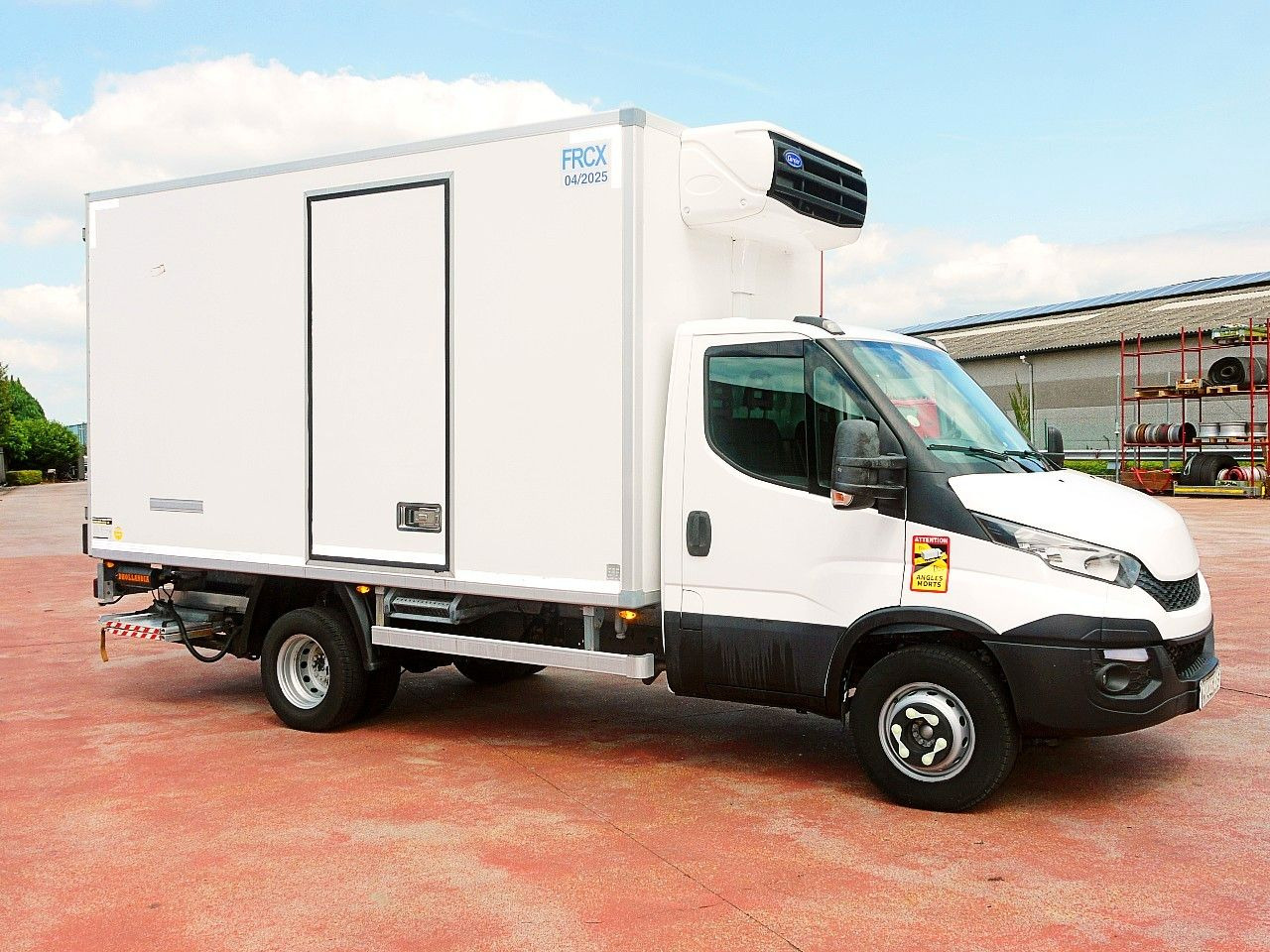 Iveco 70C17 KUHLKOFFER CARRIER XARIOS 500 A/C LUFT LBW - Dostavno vozilo hladnjača: slika Iveco 70C17 KUHLKOFFER CARRIER XARIOS 500 A/C LUFT LBW - Dostavno vozilo hladnjača Iveco 70C17 KUHLKOFFER CARRIER XARIOS 500 A/C LUFT LBW - Dostavno vozilo hladnjača: slika Iveco 70C17 KUHLKOFFER CARRIER XARIOS 500 A/C LUFT LBW - Dostavno vozilo hladnjača