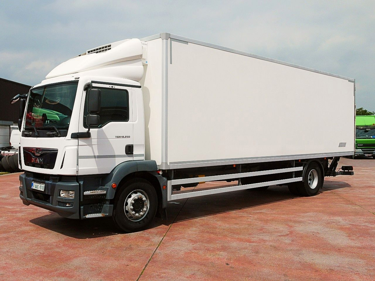 MAN TGM 18.250 KUHLKOFFER THERMOKING V800 MT A/C - Kamion hladnjača: slika MAN TGM 18.250 KUHLKOFFER THERMOKING V800 MT A/C - Kamion hladnjača MAN TGM 18.250 KUHLKOFFER THERMOKING V800 MT A/C - Kamion hladnjača: slika MAN TGM 18.250 KUHLKOFFER THERMOKING V800 MT A/C - Kamion hladnjača
