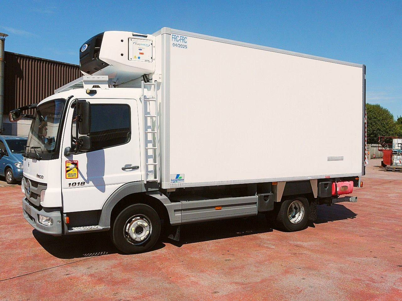 Mercedes-Benz 1018 ATEGO KUHLKOFFER CARRIER SUPRA 850 MT - Kamion hladnjača: slika Mercedes-Benz 1018 ATEGO KUHLKOFFER CARRIER SUPRA 850 MT - Kamion hladnjača Mercedes-Benz 1018 ATEGO KUHLKOFFER CARRIER SUPRA 850 MT - Kamion hladnjača: slika Mercedes-Benz 1018 ATEGO KUHLKOFFER CARRIER SUPRA 850 MT - Kamion hladnjača