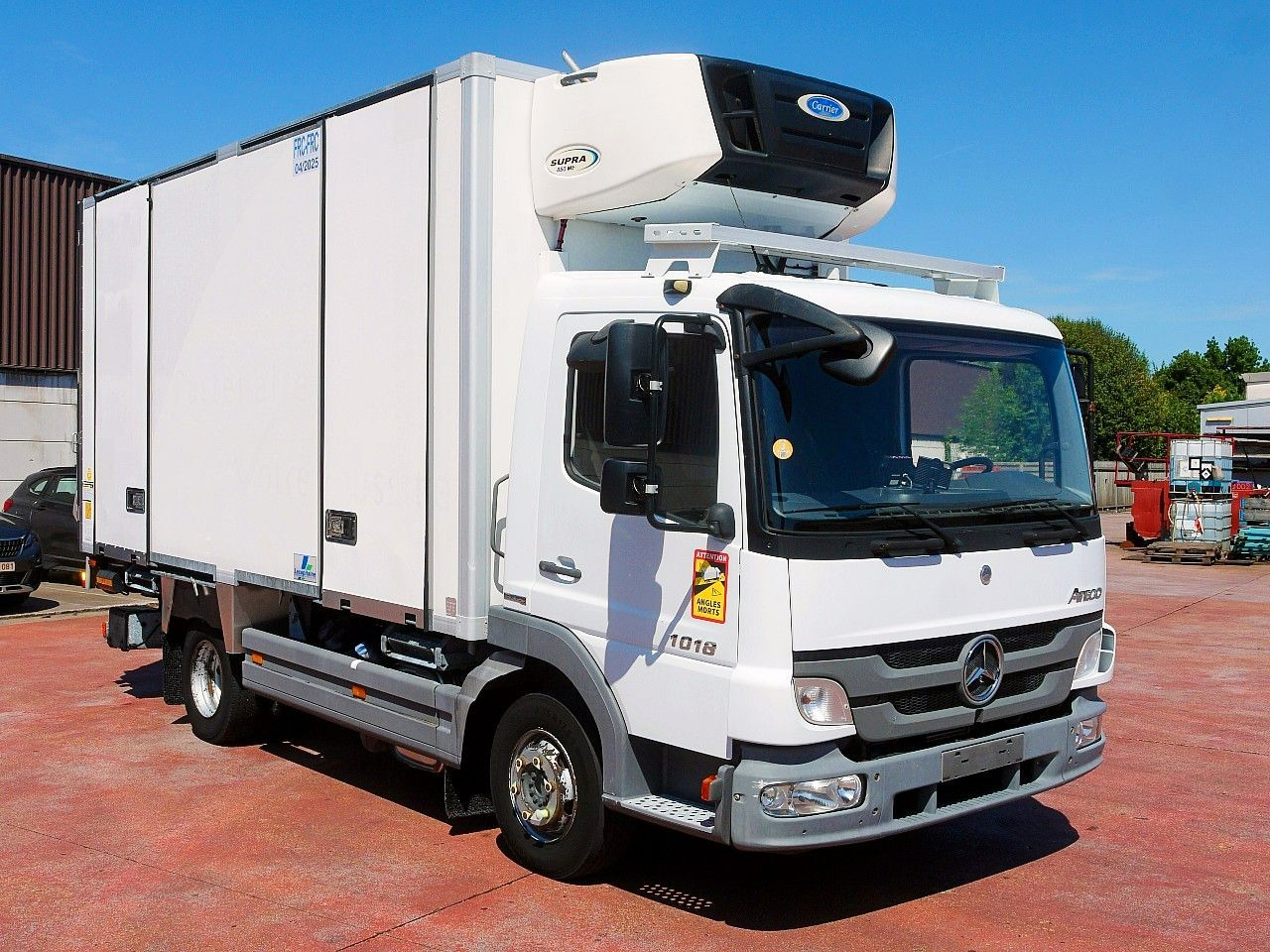 Mercedes-Benz 1018 ATEGO KUHLKOFFER CARRIER SUPRA 850 MT - Kamion hladnjača: slika Mercedes-Benz 1018 ATEGO KUHLKOFFER CARRIER SUPRA 850 MT - Kamion hladnjača Mercedes-Benz 1018 ATEGO KUHLKOFFER CARRIER SUPRA 850 MT - Kamion hladnjača: slika Mercedes-Benz 1018 ATEGO KUHLKOFFER CARRIER SUPRA 850 MT - Kamion hladnjača