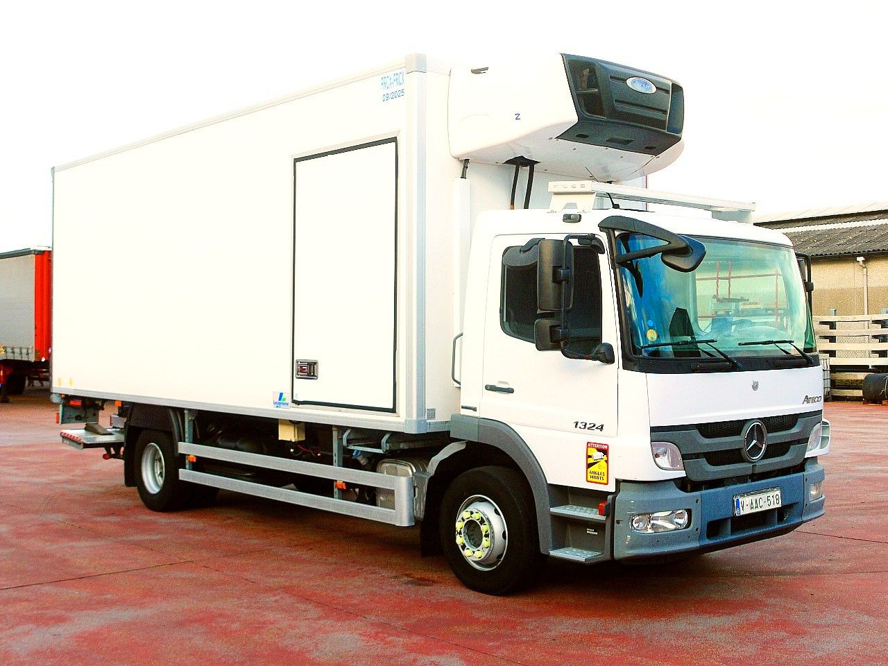 Mercedes-Benz 1324 ATEGO CARRIER SUPRA 1000MT CITY Z. A/C LUFT - Kamion hladnjača: slika Mercedes-Benz 1324 ATEGO CARRIER SUPRA 1000MT CITY Z. A/C LUFT - Kamion hladnjača Mercedes-Benz 1324 ATEGO CARRIER SUPRA 1000MT CITY Z. A/C LUFT - Kamion hladnjača: slika Mercedes-Benz 1324 ATEGO CARRIER SUPRA 1000MT CITY Z. A/C LUFT - Kamion hladnjača