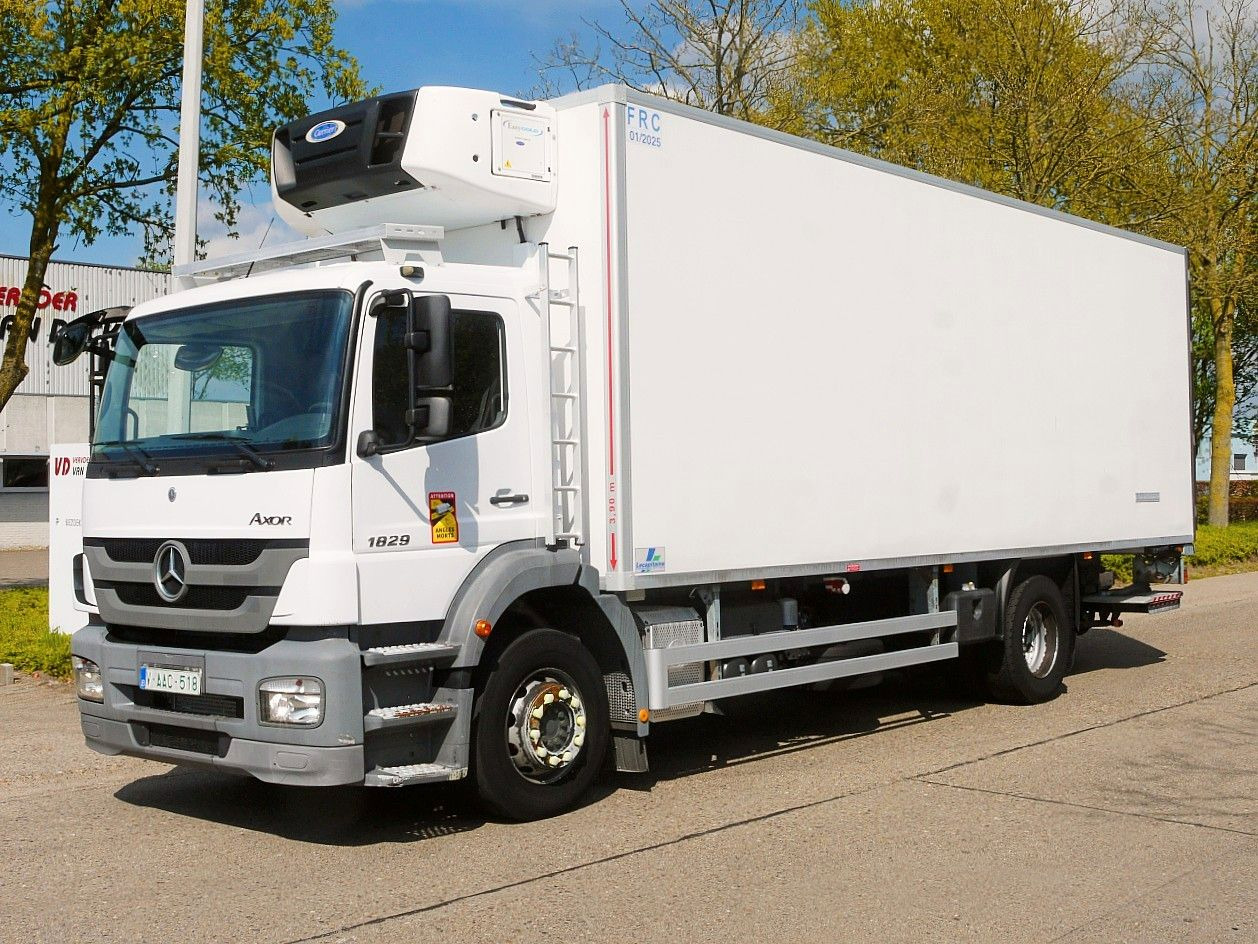 Mercedes-Benz 1829 AXOR FLEISHBAHNEN KUHKOFFER CARRIER SUPRA - Kamion hladnjača, Kamion s kranom: slika Mercedes-Benz 1829 AXOR FLEISHBAHNEN KUHKOFFER CARRIER SUPRA - Kamion hladnjača, Kamion s kranom Mercedes-Benz 1829 AXOR FLEISHBAHNEN KUHKOFFER CARRIER SUPRA - Kamion hladnjača, Kamion s kranom: slika Mercedes-Benz 1829 AXOR FLEISHBAHNEN KUHKOFFER CARRIER SUPRA - Kamion hladnjača, Kamion s kranom