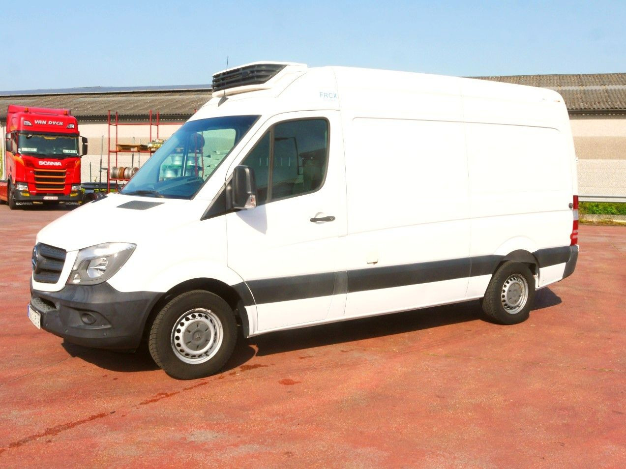 Mercedes-Benz 313 SPRINTER KUHLKASTENWAGEN CARRIER XARIOS -20C - Dostavno vozilo hladnjača: slika Mercedes-Benz 313 SPRINTER KUHLKASTENWAGEN CARRIER XARIOS -20C - Dostavno vozilo hladnjača Mercedes-Benz 313 SPRINTER KUHLKASTENWAGEN CARRIER XARIOS -20C - Dostavno vozilo hladnjača: slika Mercedes-Benz 313 SPRINTER KUHLKASTENWAGEN CARRIER XARIOS -20C - Dostavno vozilo hladnjača