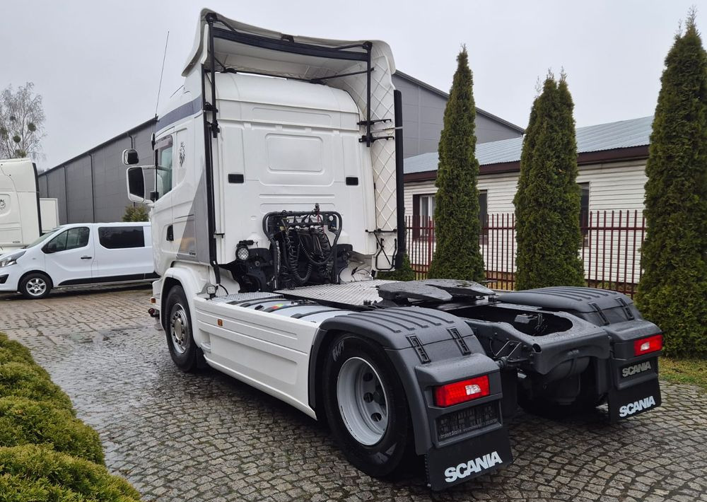 Scania R410 - Tegljač: slika Scania R410 - Tegljač Scania R410 - Tegljač: slika Scania R410 - Tegljač