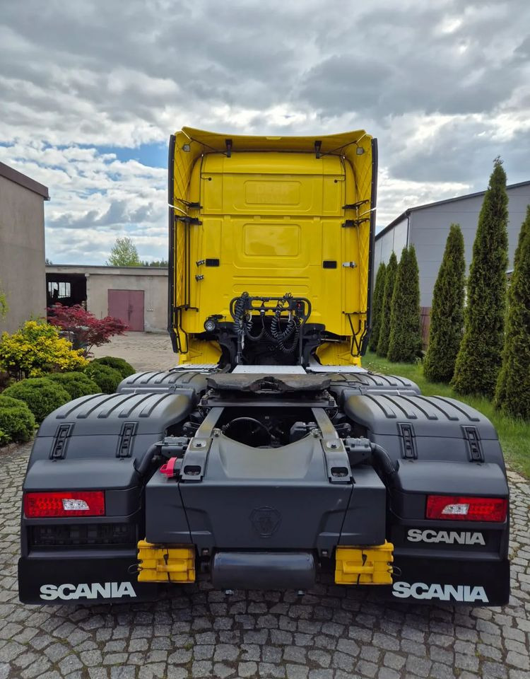 Scania R450 - Tegljač: slika Scania R450 - Tegljač Scania R450 - Tegljač: slika Scania R450 - Tegljač