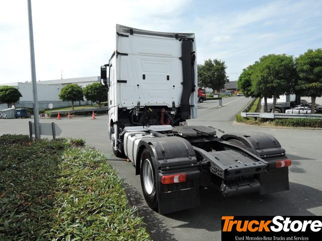 Mercedes-Benz Actros 1843 LS - Tegljač: slika Mercedes-Benz Actros 1843 LS - Tegljač Mercedes-Benz Actros 1843 LS - Tegljač: slika Mercedes-Benz Actros 1843 LS - Tegljač
