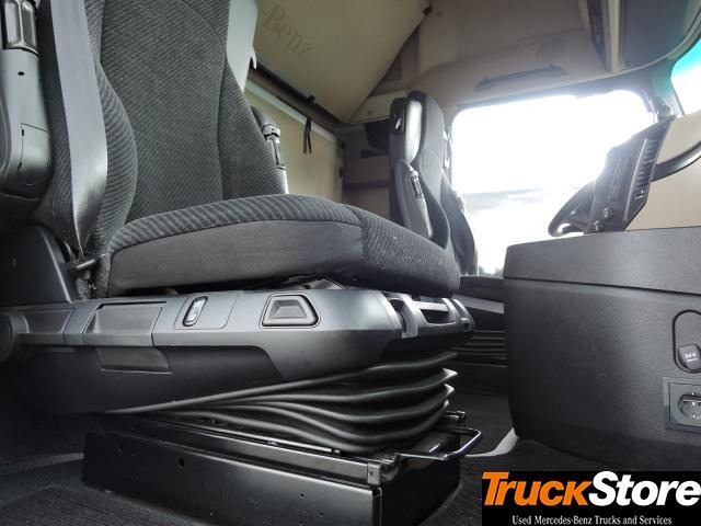 Mercedes-Benz Actros 1845 LS - Tegljač: slika Mercedes-Benz Actros 1845 LS - Tegljač Mercedes-Benz Actros 1845 LS - Tegljač: slika Mercedes-Benz Actros 1845 LS - Tegljač