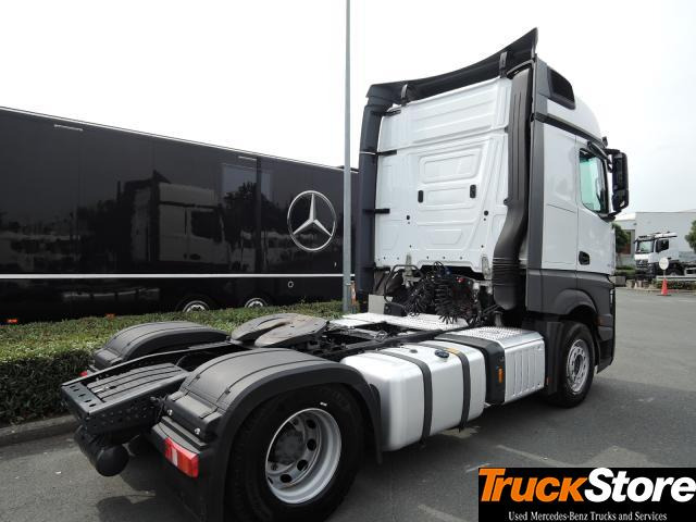 Mercedes-Benz Actros 1851 LS - Tegljač: slika Mercedes-Benz Actros 1851 LS - Tegljač Mercedes-Benz Actros 1851 LS - Tegljač: slika Mercedes-Benz Actros 1851 LS - Tegljač