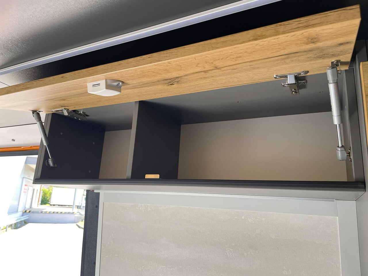 Dostavno vozilo MAN TGE 3.180 L3H3 Individual S BF3+ BEGLEITFAHRZEUG: slika Dostavno vozilo MAN TGE 3.180 L3H3 Individual S BF3+ BEGLEITFAHRZEUG