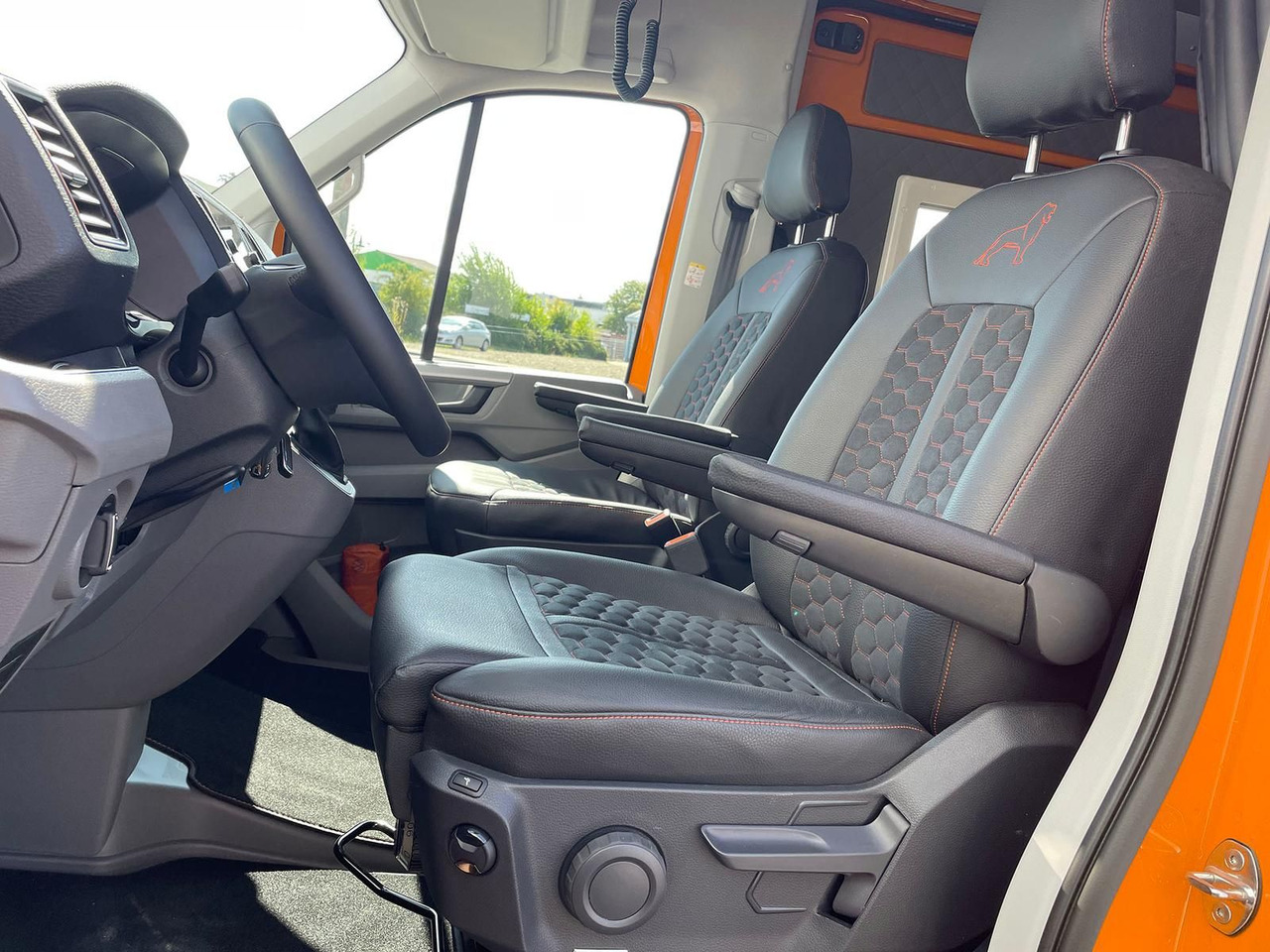 Dostavno vozilo MAN TGE 3.180 L3H3 Individual S BF3+ BEGLEITFAHRZEUG: slika Dostavno vozilo MAN TGE 3.180 L3H3 Individual S BF3+ BEGLEITFAHRZEUG