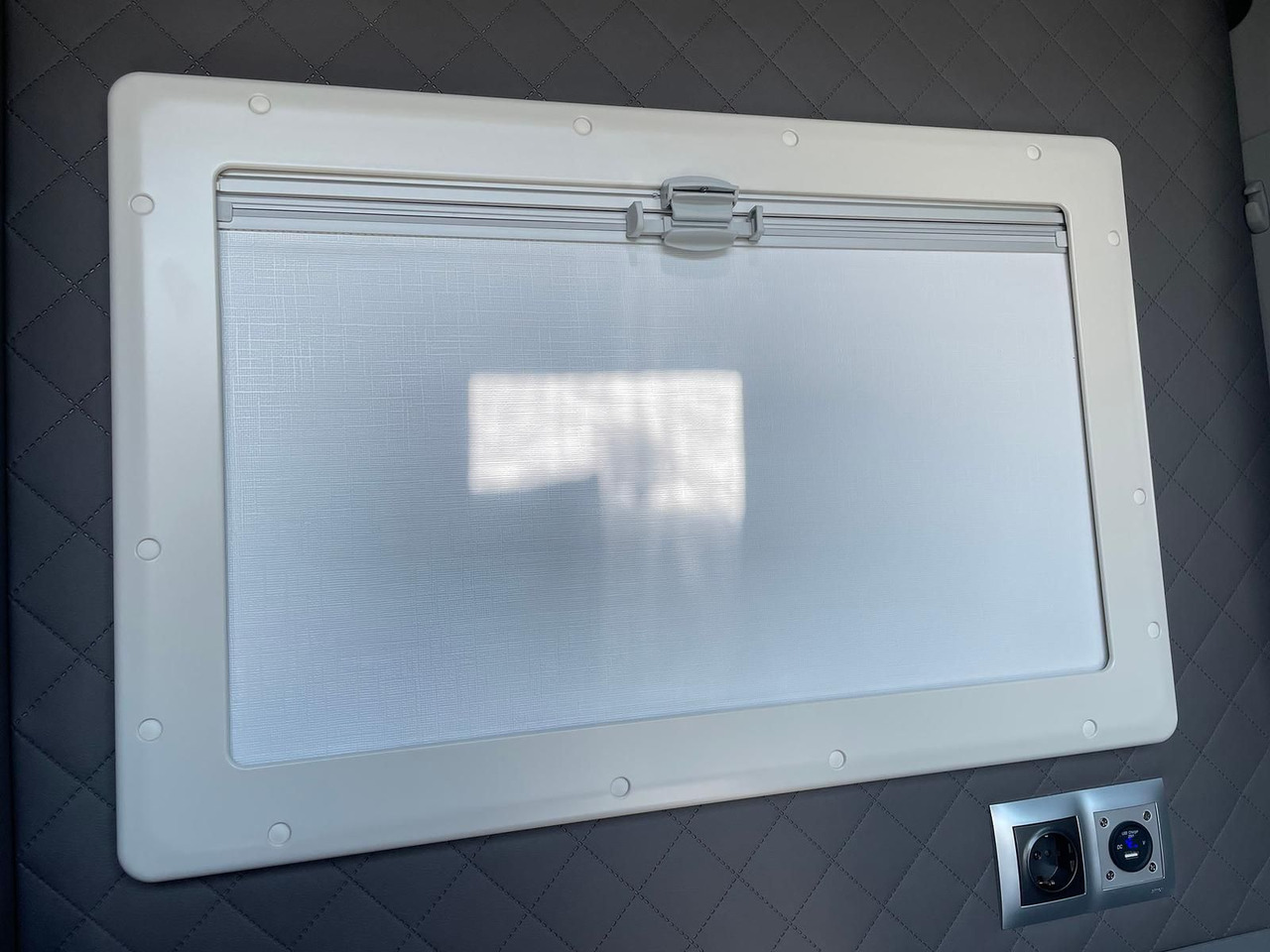 Dostavno vozilo MAN TGE 3.180 L3H3 Individual S BF3+ BEGLEITFAHRZEUG: slika Dostavno vozilo MAN TGE 3.180 L3H3 Individual S BF3+ BEGLEITFAHRZEUG