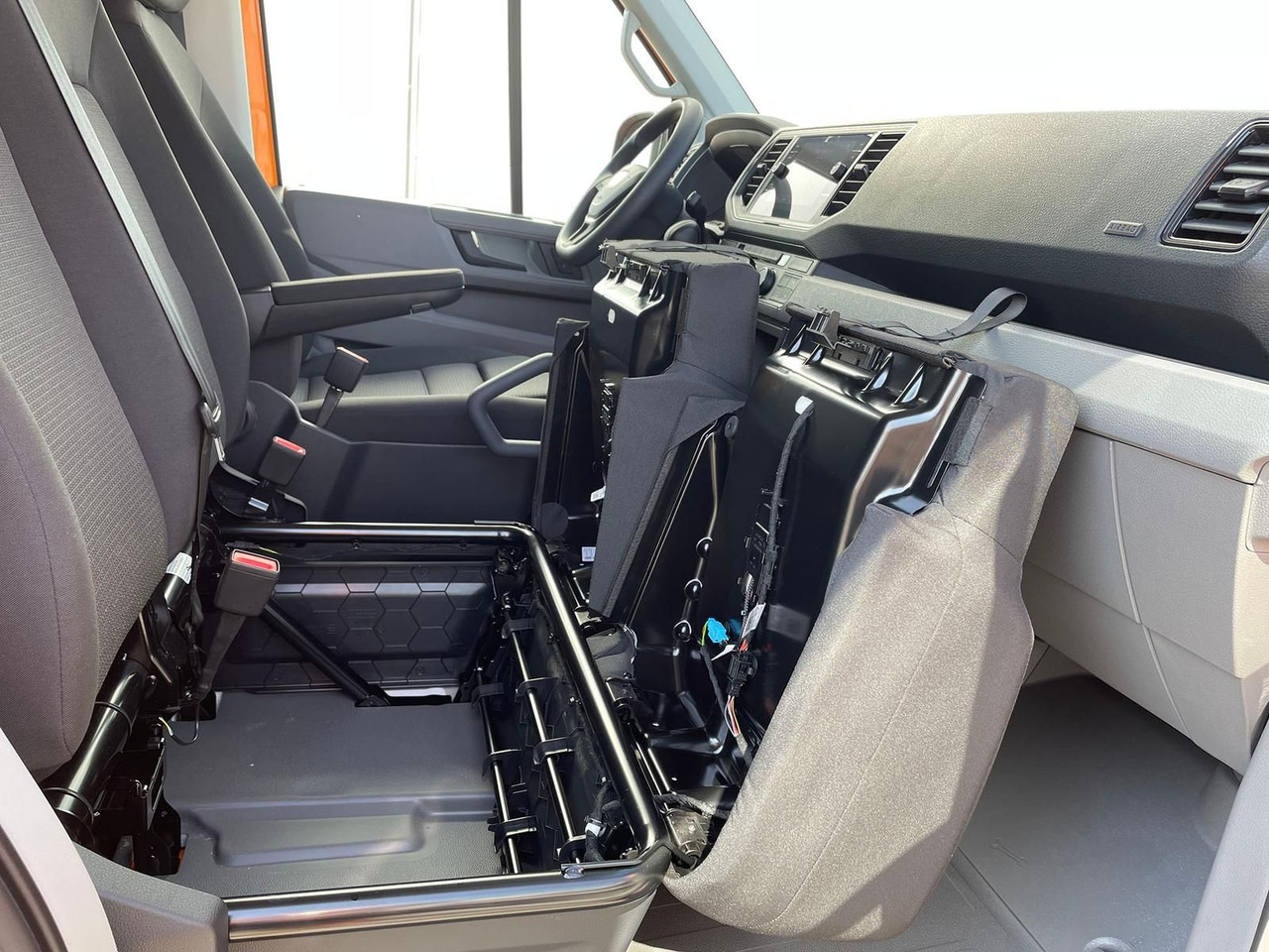 Automobil MAN TGE 3.180 Kasten L3H2 4x4 AUTOM ACC NAVI: slika Automobil MAN TGE 3.180 Kasten L3H2 4x4 AUTOM ACC NAVI