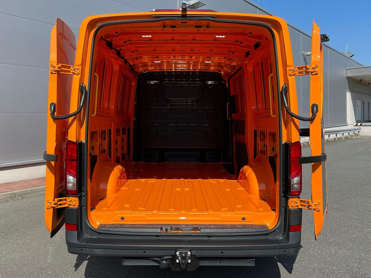 Automobil MAN TGE 3.180 Kasten L3H2 4x4 AUTOM ACC NAVI: slika Automobil MAN TGE 3.180 Kasten L3H2 4x4 AUTOM ACC NAVI