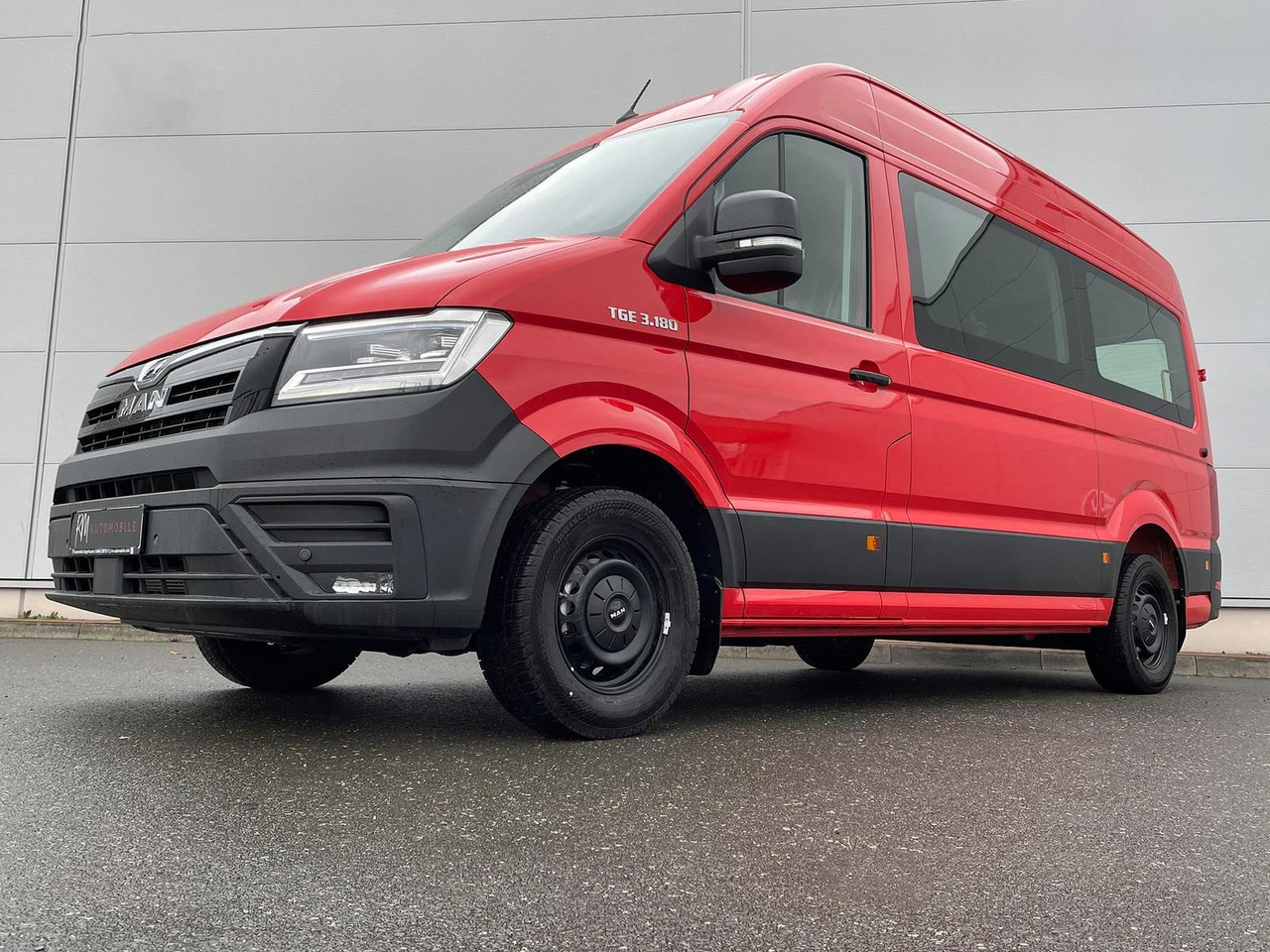 Automobil MAN TGE 3.180 Kombi L3H3 FEUERWEHR LED TEMPOMAT AHK: slika Automobil MAN TGE 3.180 Kombi L3H3 FEUERWEHR LED TEMPOMAT AHK