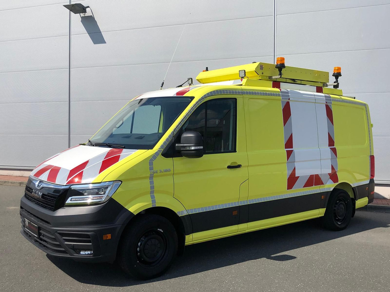 MAN TGE 3.180 L3H2 BF 4 BEGLEITFAHRZEUG ACC LED NAVI - Automobil: slika MAN TGE 3.180 L3H2 BF 4 BEGLEITFAHRZEUG ACC LED NAVI - Automobil MAN TGE 3.180 L3H2 BF 4 BEGLEITFAHRZEUG ACC LED NAVI - Automobil: slika MAN TGE 3.180 L3H2 BF 4 BEGLEITFAHRZEUG ACC LED NAVI - Automobil