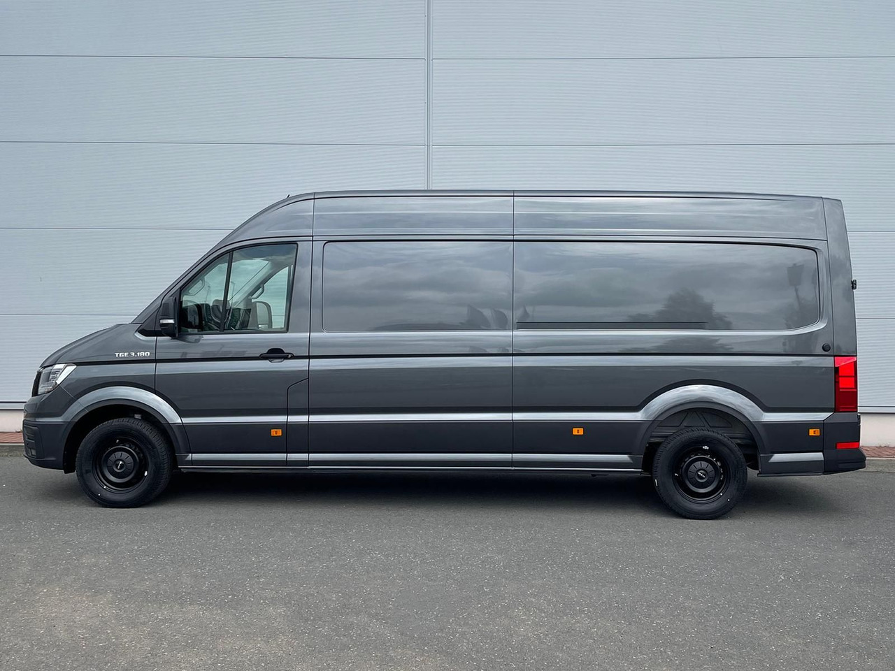 Furgon MAN TGE 3.180 L4H3 Kasten STANDHZ ACC LED SITZHZ: slika Furgon MAN TGE 3.180 L4H3 Kasten STANDHZ ACC LED SITZHZ Furgon MAN TGE 3.180 L4H3 Kasten STANDHZ ACC LED SITZHZ: slika Furgon MAN TGE 3.180 L4H3 Kasten STANDHZ ACC LED SITZHZ