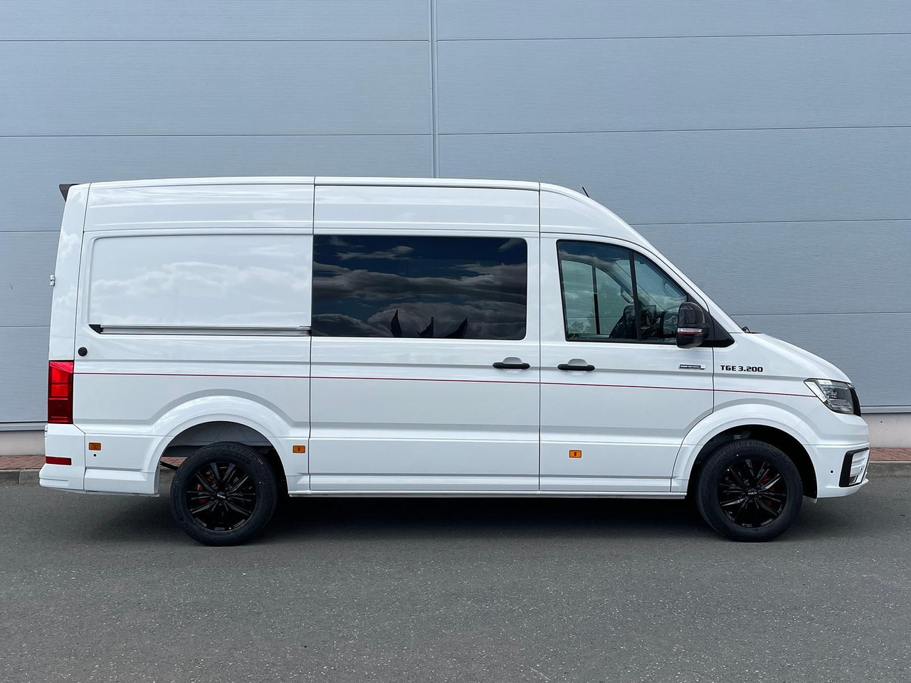 MAN TGE 3.200 L3H3 MIXTO 4x4 Individual S ACC STHZ - Automobil: slika MAN TGE 3.200 L3H3 MIXTO 4x4 Individual S ACC STHZ - Automobil MAN TGE 3.200 L3H3 MIXTO 4x4 Individual S ACC STHZ - Automobil: slika MAN TGE 3.200 L3H3 MIXTO 4x4 Individual S ACC STHZ - Automobil
